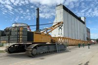 Der Bagger wurde per Schwertransport nach Neustadt gebracht.