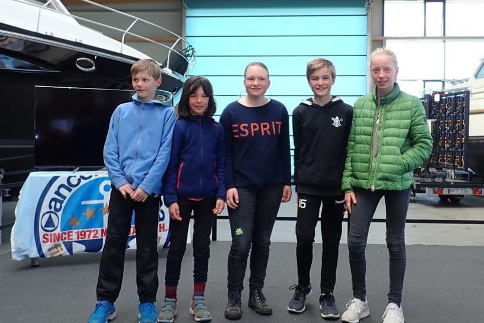 Nils Labudda, Aillen Sorg, Franka Hagelstein, Tom Ismar und Karlotta Maaser (v. lks.) vom NSV.