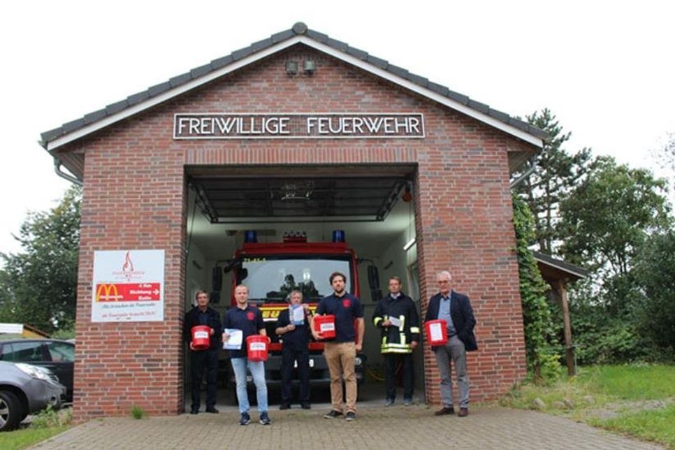 Mit dem Löschkübel auf Mitgliedersuche: Die Freiwillige Feuerwehr Gothendorf sucht Verstärkung