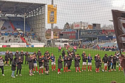 Feiern die Störche auch am Betzenberg?