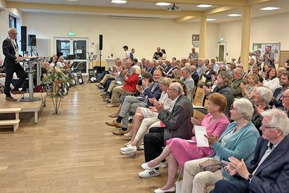 Rund 150 Gäste besuchten am 29. Mai den Stadtempfang im Vorfeld des Schusterfestes in der Mensa der Schulen am Hufenweg.