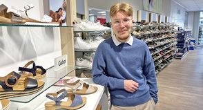Vor noch nicht einmal einem Jahr hat Peter Klint die Leitung des Schuhhauses übernommen.