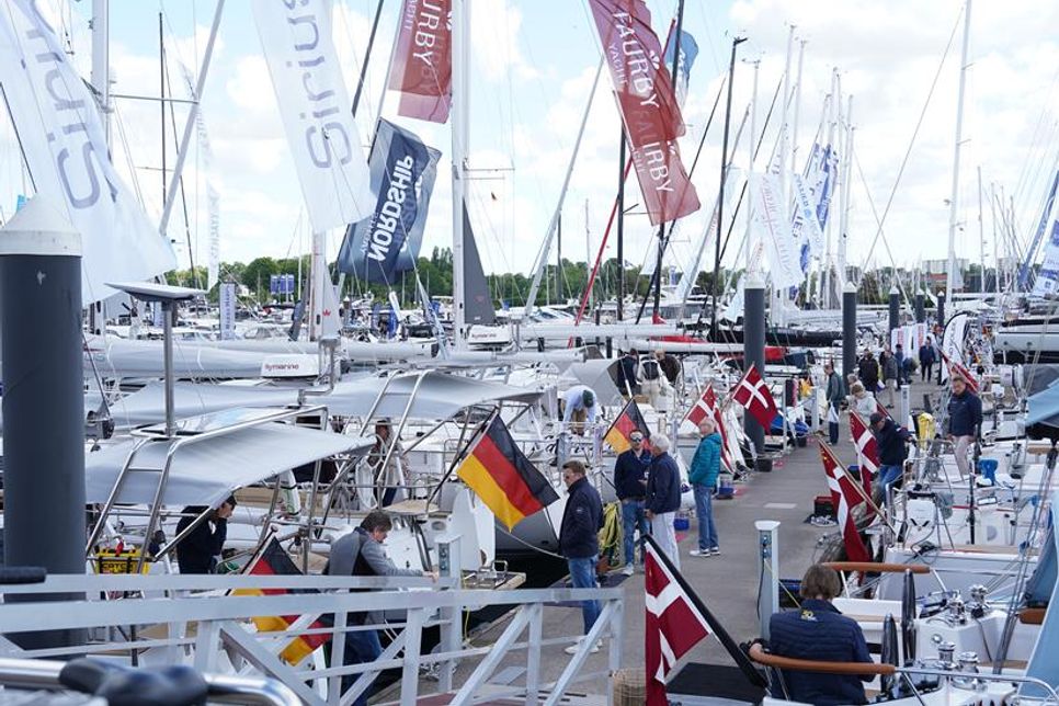 170 ausgestellte Boote und Yachten konnten live in ihrem Element bewundert werden.