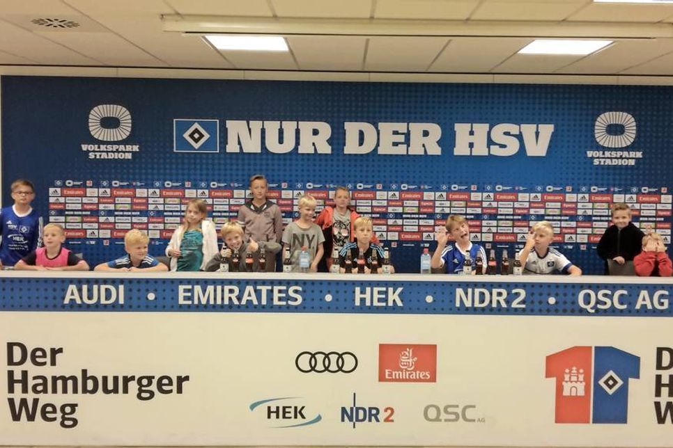 Pressekonferenzraum.