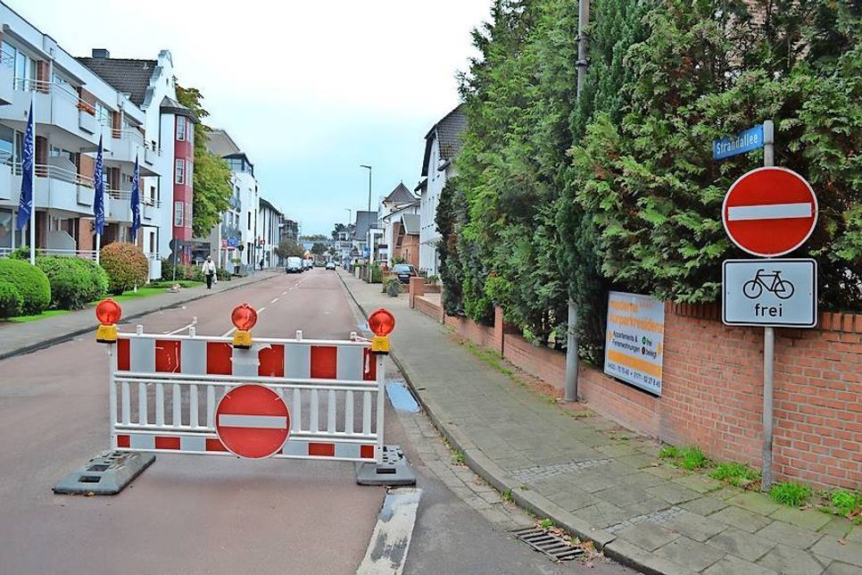 Die neue Einbahnstraßenregelung, die probeweise eingeführt wurde, sorgt derzeit für viel Kritik in Timmendorfer Strand.