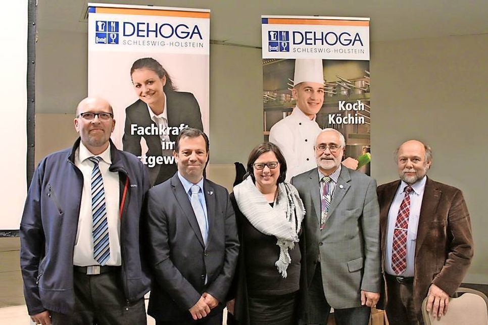Der Vorstand des Dehoga Kreisverbandes Ostholstein: Jörg Schobeß, Matthias Drespling, Andrea Iskra, Uwe Langbehn und Harry Heinsen (v. lks.).