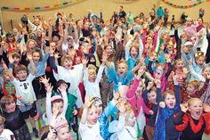 Alaaf und Helau beim NTSV: Der Kinderkarneval begeistert jedes Jahr kleine Prinzessinnen und wilde Cowboys in der Niendorfer Sporthalle. (Foto: NTSV)