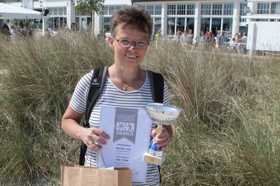 Martina Linke kam als schnellste Frau nach  21,1 Kilometern ins Ziel. (Foto: Christian Lück)