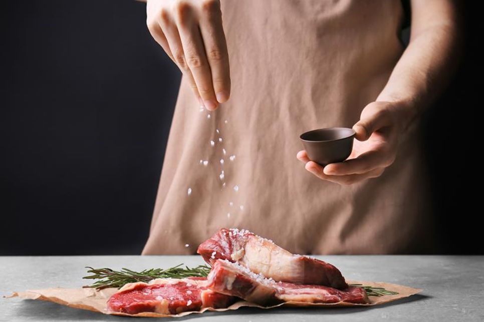 Was ist dran an den Grill-Weisheiten? Ein Faktencheck entlarvt die größten BBQ-Mythen.