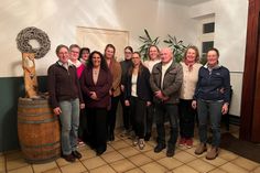 Erweiterter Vorstand mit Hilke Schattner, Britta Specht (Reitwart), Sylvia Parplies (Kassenwart), Stephanie Siegler (1. Vorsitzende), Marie Cécile von Hertzberg (1. stellvertretende Vorsitzende), Nicole Wieske (Beisitzerin), Anneke Hanßen (Jugendwart), Stefanie Frahm (Kassenprüferin), Ingo Bekaan (2. stellvertretender Vorsitzender), Susanne Waechter (Schriftführer) und Nicole Ehlert (Beisitzer) (v. lks.).