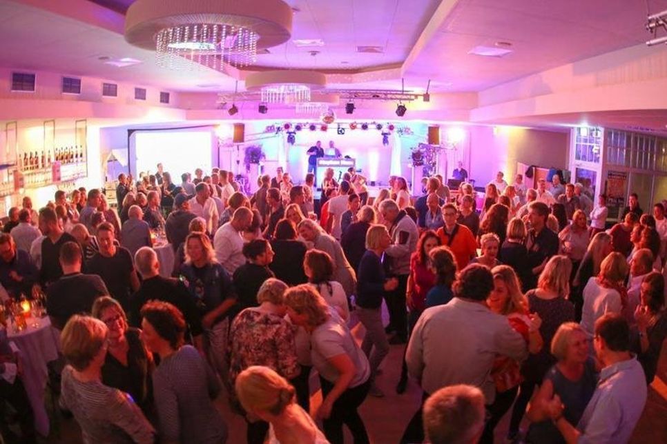 Die Top 40 Tanz-Nacht in der Strandhalle Grömitz