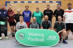 Walking Football feierte Anfang Januar Premiere beim KSSC. 12 Teilnehmer (darunter auch drei Frauen) waren eifrig dabei und es hat allen sehr viel Spaß gemacht.