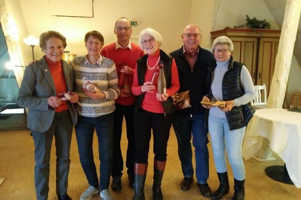 Der Bridge Club Neustadt lud zu einem Freundschaftsturnier ein.