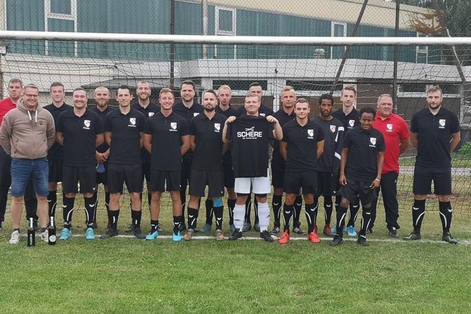 Neue Poloshirts für die 1. Herren