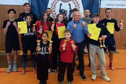 Die Sportlerinnen und Sportler des NLC Neustadt.