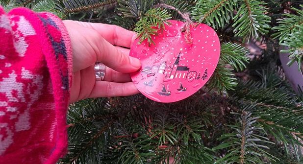 Beim Baumschmuck sollte auf Nachhaltigkeit geachtet werden.