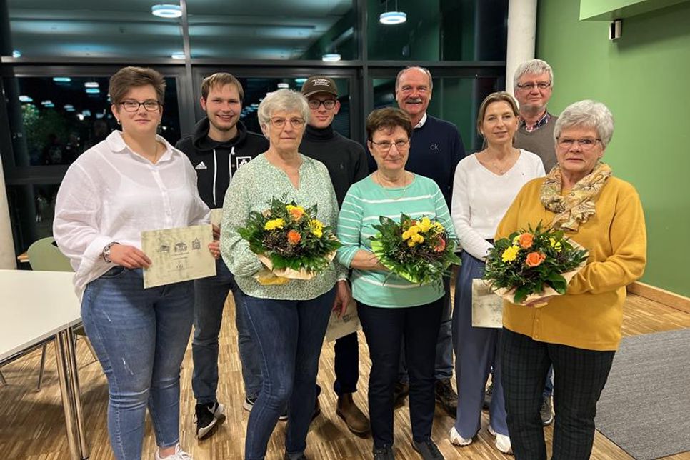Ein wichtiger Tagesordnungspunkt waren die Ehrungen von langjährigen Mitgliedern.