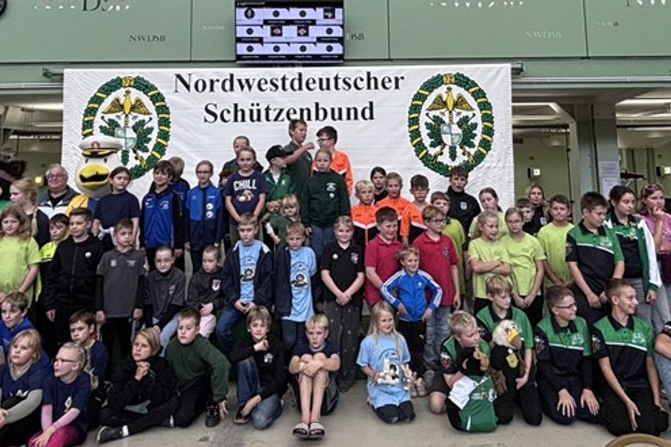 Gruppenfoto der Teilnehmenden des ND Cup.