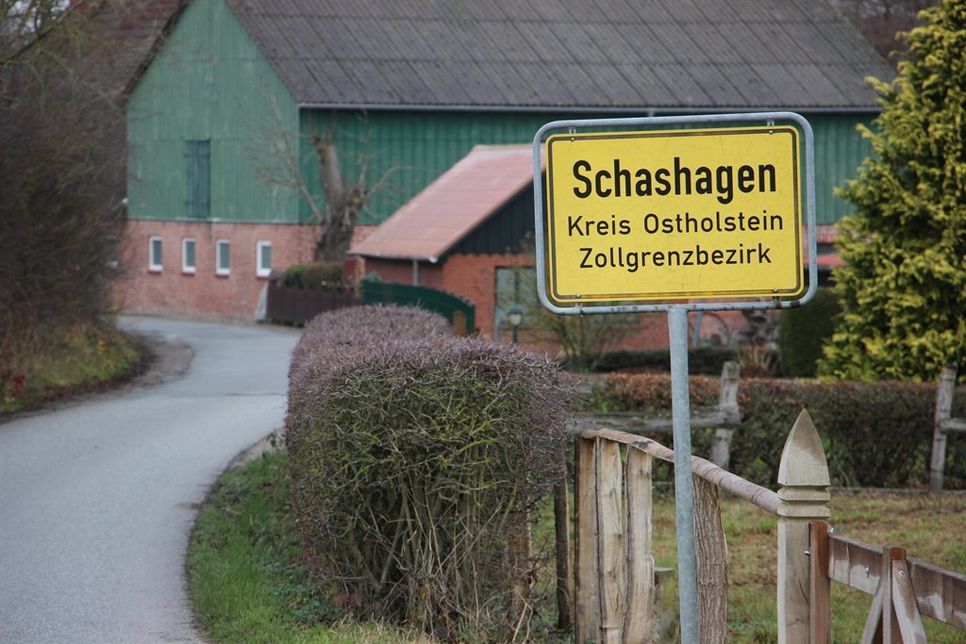 Die Bürger der Gemeinde Schashagen zeigten reges Interesse an den Themen der Einwohnerversammlung und der Gemeindevertretersitzung.