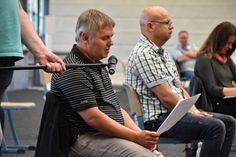 Personalratsvorsitzender Karsten Andree hat am Dienstagabend eine Stellungnahme zu den öffentlichen Äußerungen des Bürgermeisters in der Gemeindevertretung am 3. Juni verlesen und geschildert, wie sich die Mitarbeiter im Rathaus von Timmendorfer Strand fühlen.