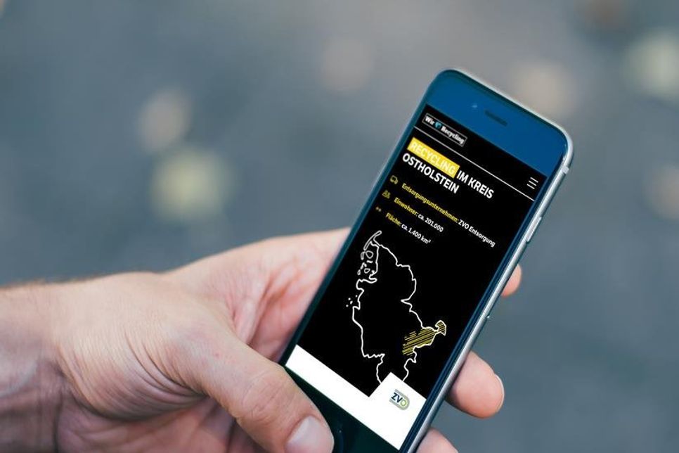 Die Botschaft „Trennen rockt“ als zentrales Motiv der Kampagne wird auf Müllfahrzeugen, Bannern am Recyclinghof und vor allem digital ausgespielt, um Ressourcen zu schonen.