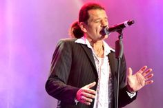 Wenn die Band „Joe Cocker Illusion“ auftritt, heißt es: „Augen schließen und die perfekte Täuschung erleben.“