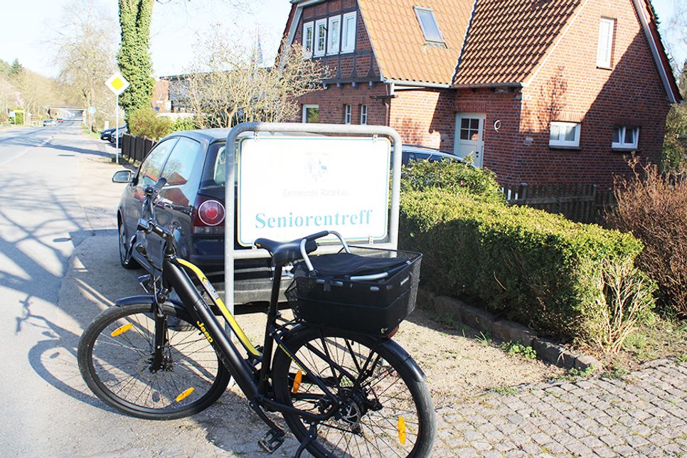 Der Seniorenrat der Gemeinde Ratekau und der Landesseniorenrat Schleswig-Holstein bieten in Zusammenarbeit mit der Verkehrswacht Kreis Ostholstein Süd e.V. am 16. April 2025 ein Fahrsicherheitstraining an.