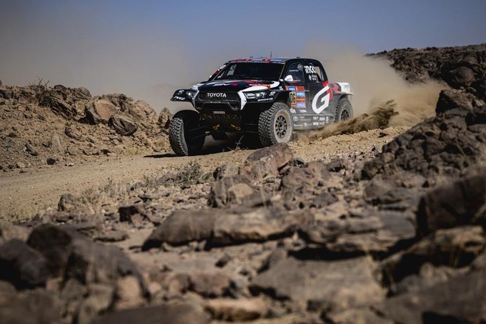 Das Sieger-Duo von 2009 findet bei seiner Rallye-Reunion gut in den Rhythmus.