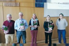 Im Beisein von Stadtpräsidentin Wiebke Zweig (2.v.r.) gab Rudolf Meisterjahn (l.) den Staffelstab als 1. Vorsitzender des Bad Schwartauer Umweltbeirates an Michael Thole. Gemeinsam mit Anja Heidemann gehört er jedoch auch weiterhin dem Beirats-Vorstand an.