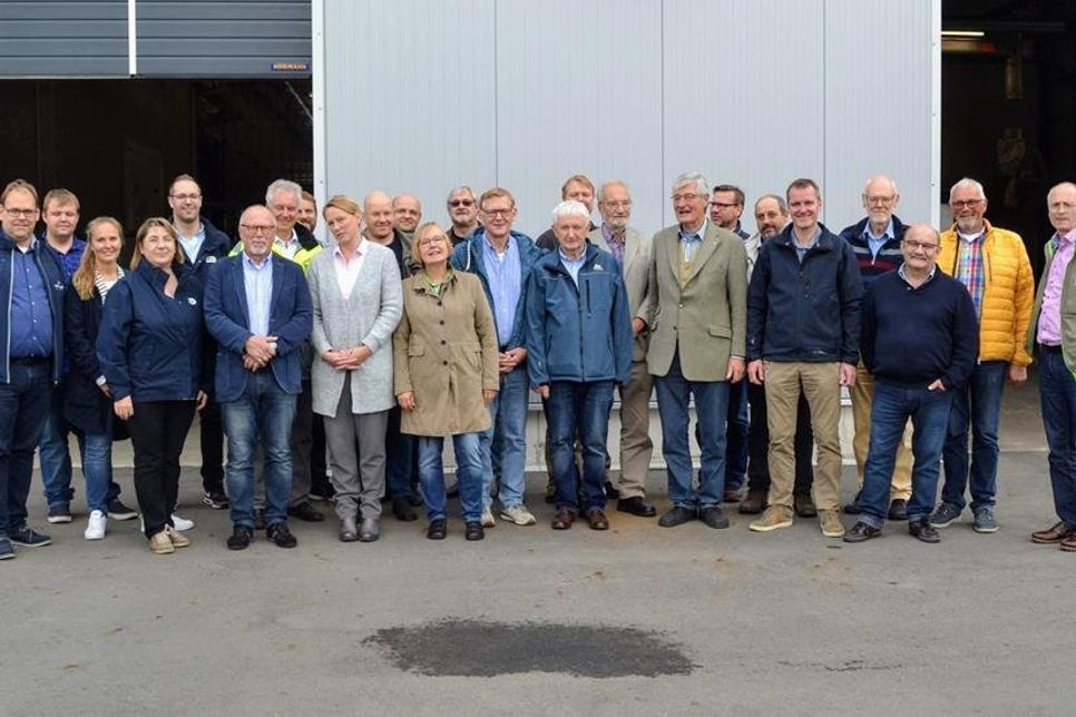 Viele Teilnehmer folgten der Einladung zur Klärschlammtrocknungsanlage Ladbergen.
