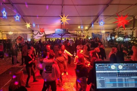 Noch an zwei Donnerstagen in diesem Jahr (22. und 29. Dezember) kann auf den After-Work-Partys von DJ Florian Stolz noch abgetanzt werden.