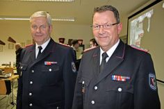Die Spitze der Feuerwehr Grömitz: Ortswehrführer Jörg Schemmer (re.) mit seinem neuen Stellvertreter Kai Fischer.