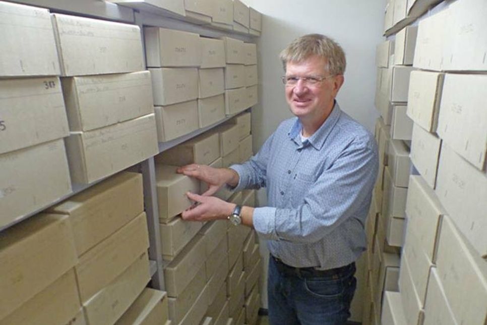 Bernd Tesch ist der neue Stadtarchivar Plöns…