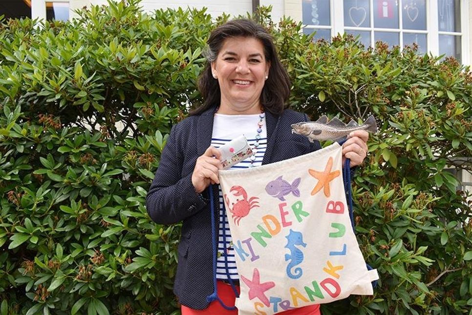 Die neue Kinder-StrandKlub-Leiterin Eva Puertas freut sich auf viele Kids, ob Gäste oder Einheimische, die das Angebot vom Kinder-StrandKlub wahrnehmen. (Foto: René Kleinschmidt)