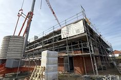 Das neue Feuerwehrgerätehaus in Roge nimmt Gestalt an.