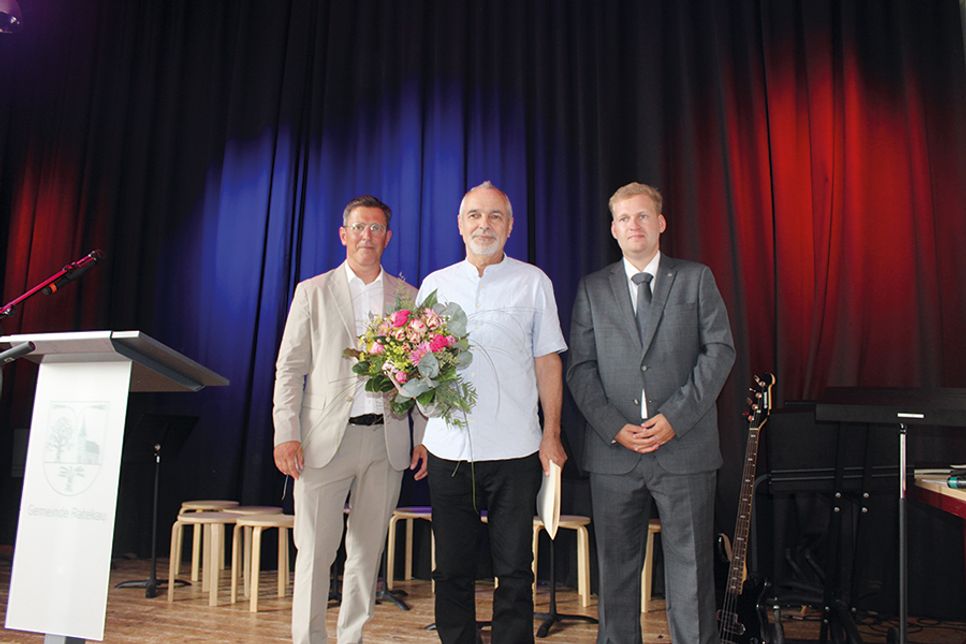 Für sein großes Engagement in Sachen Erinnerungskultur und politischer Bildung wurde Günter Knebel geehrt.