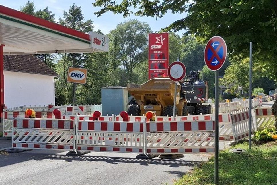 Baumaschinen, Schilder und Umleitungen in Schönwalde, wer steigt da noch durch? Diese Frage stellt sich die SPD-Fraktion Schönwalde.