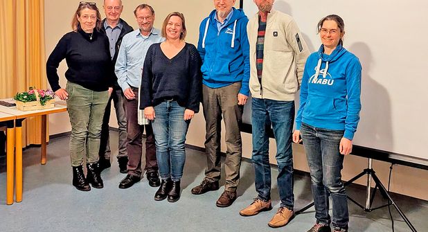 Auf dem Foto sind zu sehen von links nach rechts: Heike Mettke-Wulff, Reiner Wulff, Axel Michaelis, Claudia Oezer, Niels Kock, Jörg Hahn und Elisabeth Kock.