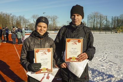 Erster Platz der 10 Kilometer-Distanz: Pia Feline Loors und Marc Jansen waren jeweils am schnellsten im Ziel.
