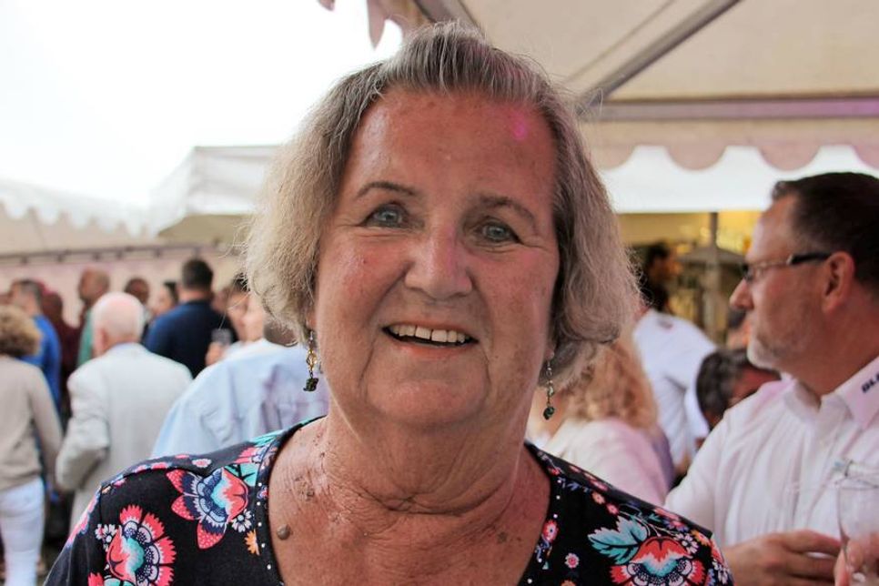 Jubiläumsgast Helga Flohr. Sie war die rechte Hand des damaligen Kurdirektors Spiller und Ansprechpartnerin für die Wachgänger.