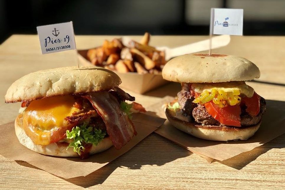 Derzeit gibt es bei Pier-Burger in der ancora Marina vier leckere Burgervarianten und natürlich die köstlichen belgischen Pommes.