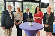 Kreispräsident Harald Werner, Bürgervorsteherin Renate Sonntag, Dorfvorsteher Fred-Michael Pätau, Bürgermeisterin Bettina Schäfer und CDU-Landtagsabgeordnete Wiebke Zweig nach dem Empfang im Saal des Kurparkhauses.