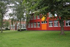 Die nächsten Klassen dürfen bereits wieder ab dem 25. Mai zum Unterricht. Auch die Schüler der Grundschule Neustädter Bucht in Neustadt freuen sich, dass es wieder losgeht.