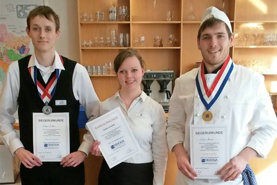 Philipp Smettons, Saskia Chwallek und Bendix Hemsen (v. lks.) .