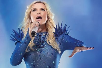 Barbara begeistert als Helene-Fischer-Double mit ihrer mitreißenden Live-Show.