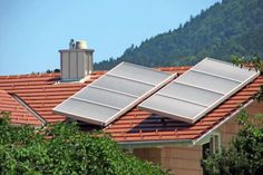 Mit der Nutzung erneuerbarer Energien streben Hausbesitzer mehr Energieautonomie an. Foto: djd/A. Horn/BSB
