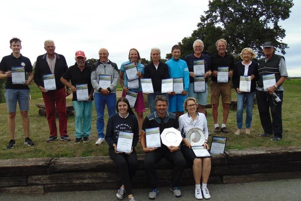 Sieger der diesjährigen Clubmeisterschaften im Golf Club Ostseebad Grömitz.