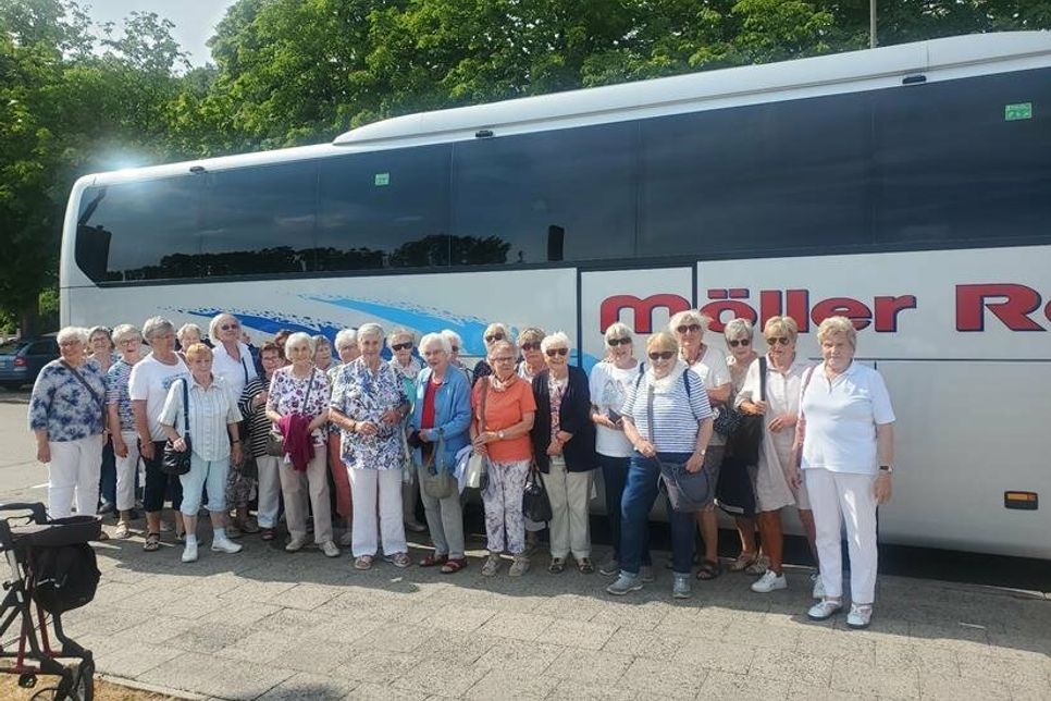 Die Teilnehmerinnen vom letzten Ausflug nach Travemünde.