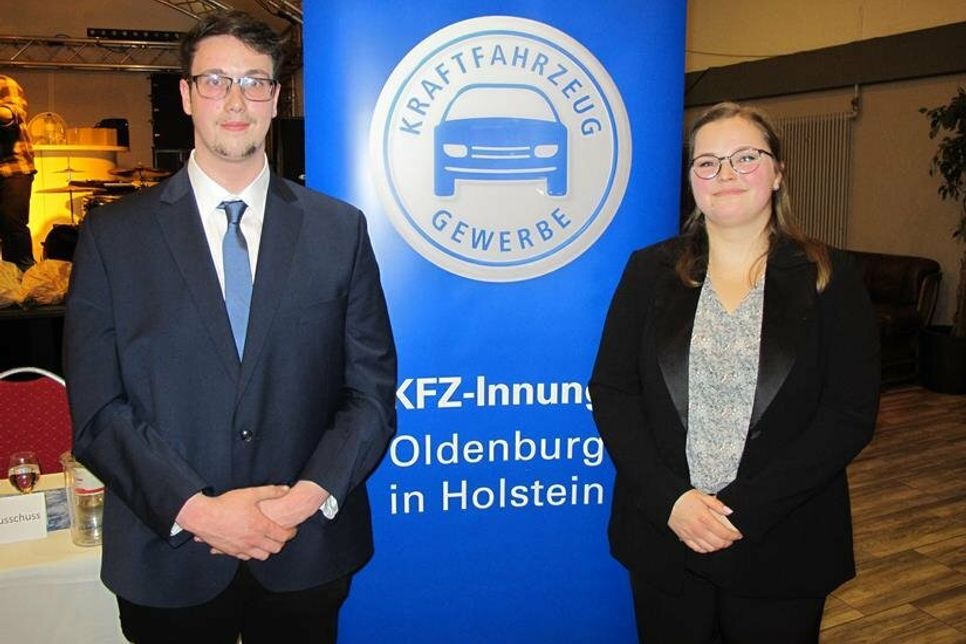 Die Innungsbesten Marifee Bielarz und Finn Mika Plomann.