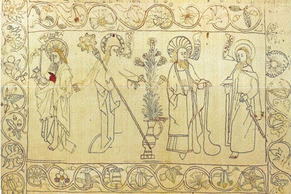 Ein Ausschnitt des bestickten Leinentuchs: jedes Detail wurde von den Autoren erst einzeln beschrieben und anschließend eingehend interpretiert und eingeordnet.